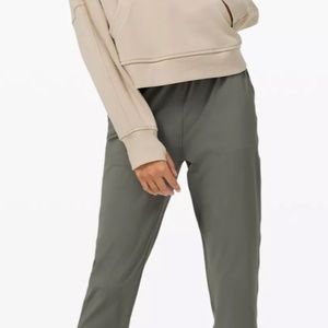 Lululemon Keep Moving 7/8 Pant High-Rise